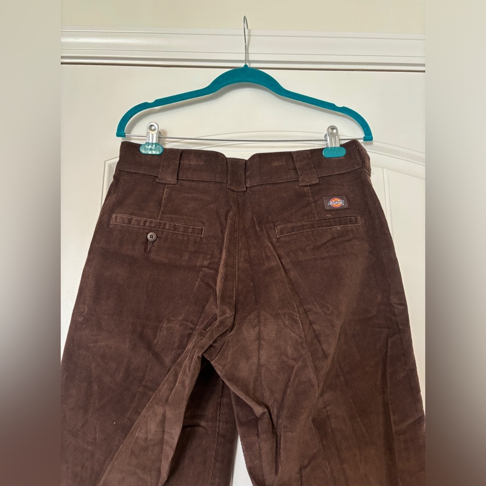 men’s brown corduroy Dickie’s pants